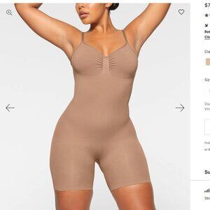 SKIMS Beige Seamless Sculpt Mid-Thigh Bodysuit Shapewear Plus Size 4X/5X